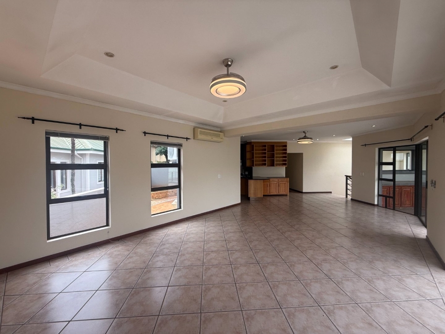 To Let 4 Bedroom Property for Rent in Caribbean Beach Club North West